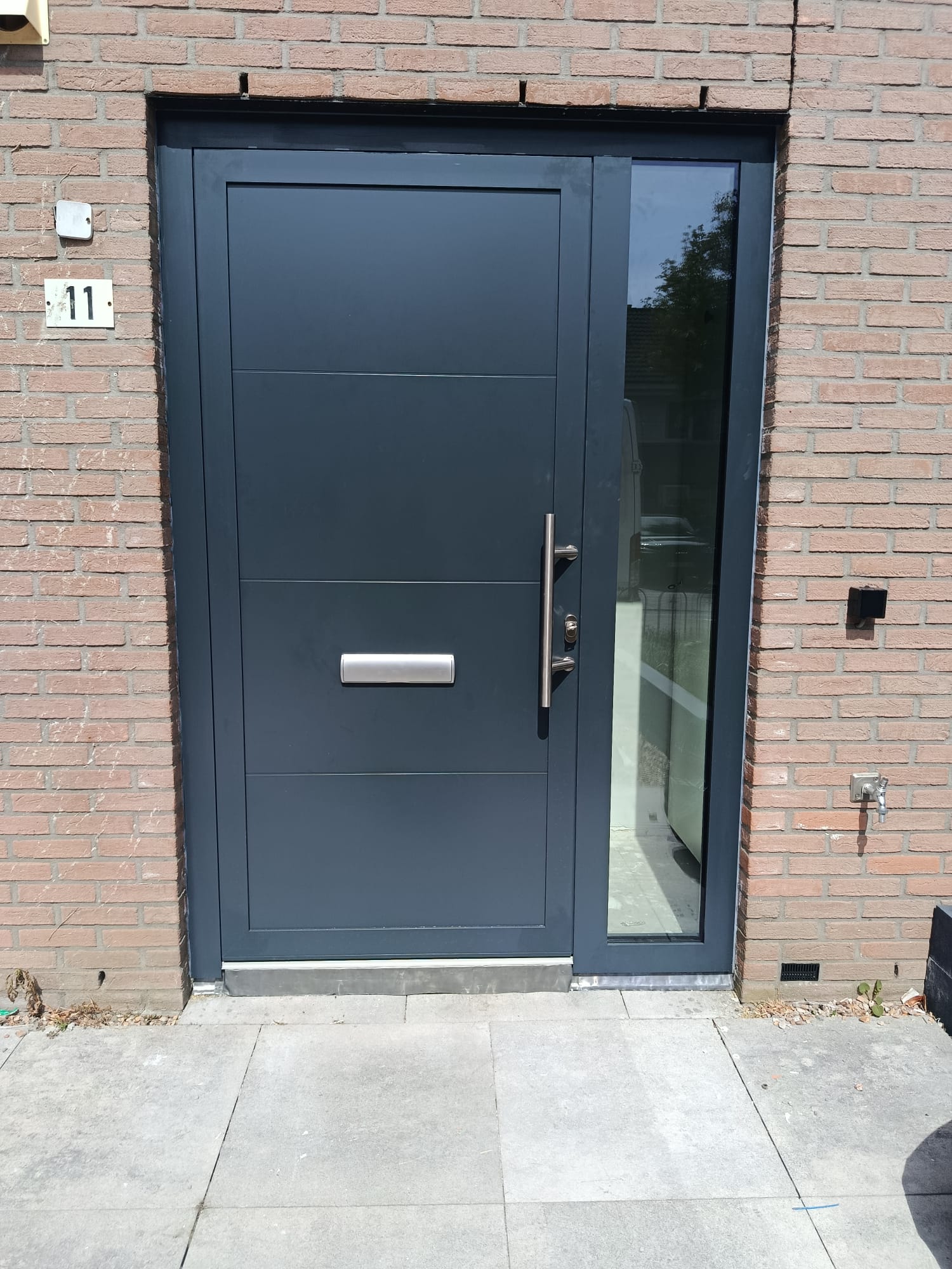 Voordeur geplaatst door Glaseco